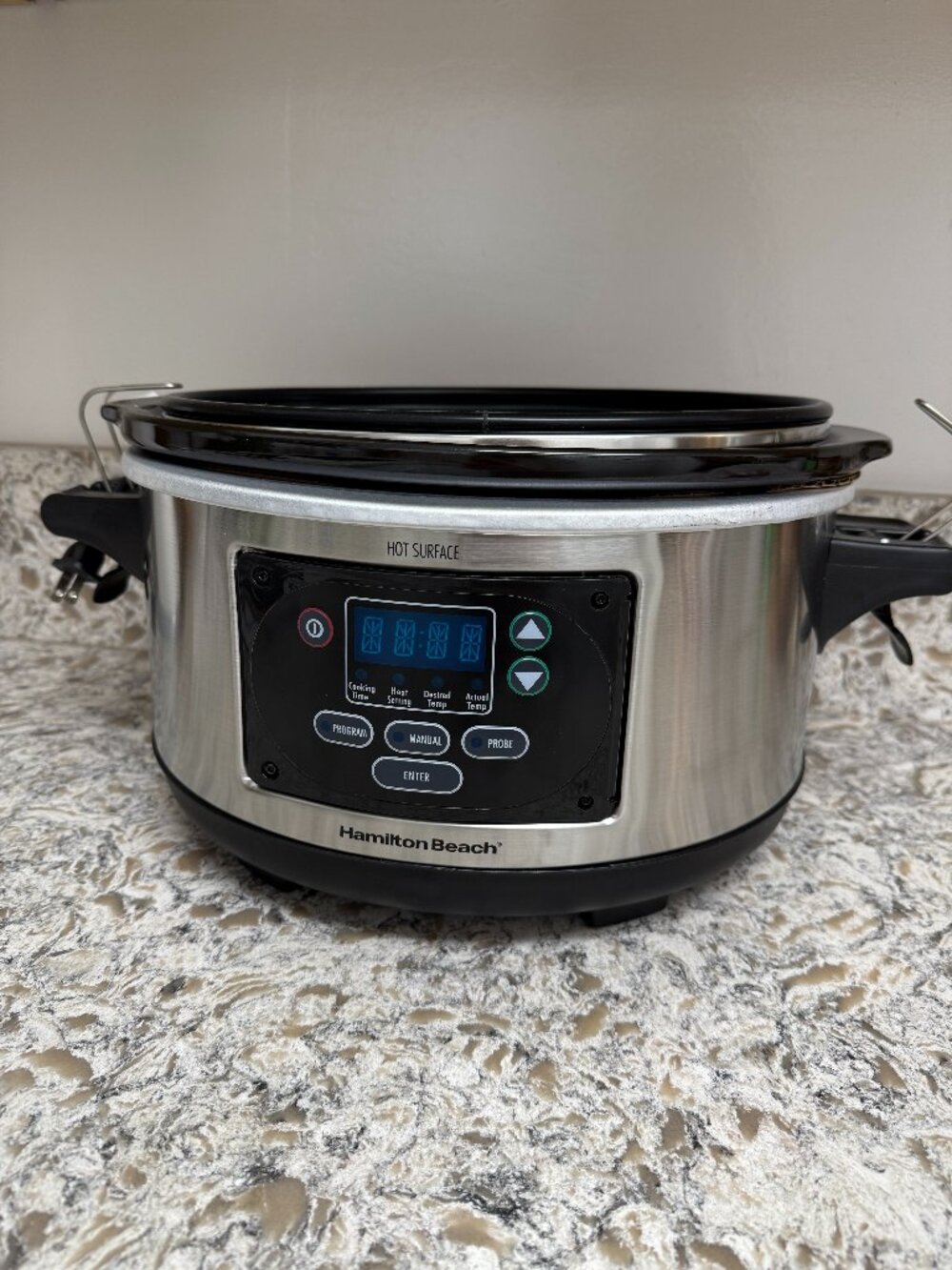 Hamilton Beach Portable 6 Quart Set & Forget Digital Programmable Slow Cooker